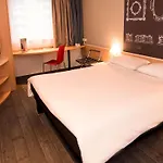Отель Ibis Stare