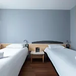 Ibis Stare Отель 2*
