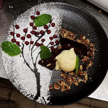 Ibis Stare 2* Познань