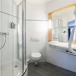 Hotel Ibis Stare 2*
