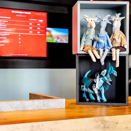 波兹南斯塔勒米亚斯托宜必思酒店 2*